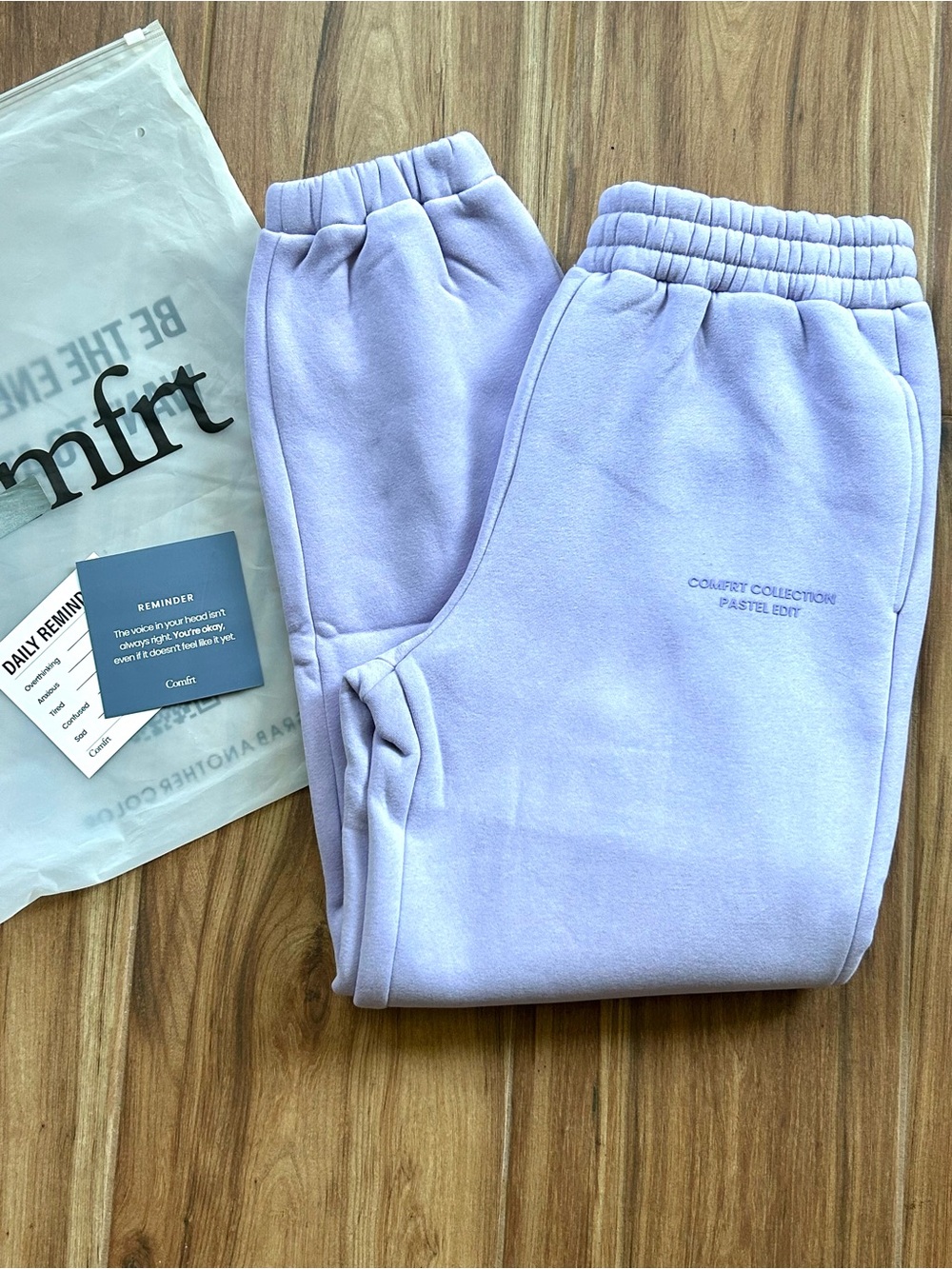 NWT Comfrt Pastel Sweatpants Lavender Medium M Oversized Cozy Joggers